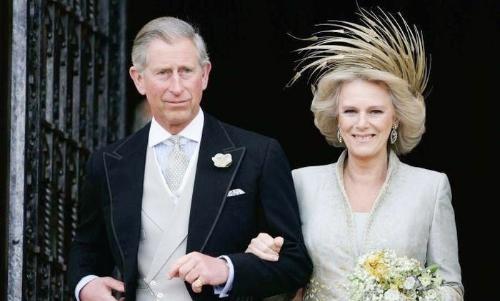 Pangeran Charles Positif Terinfeksi Corona