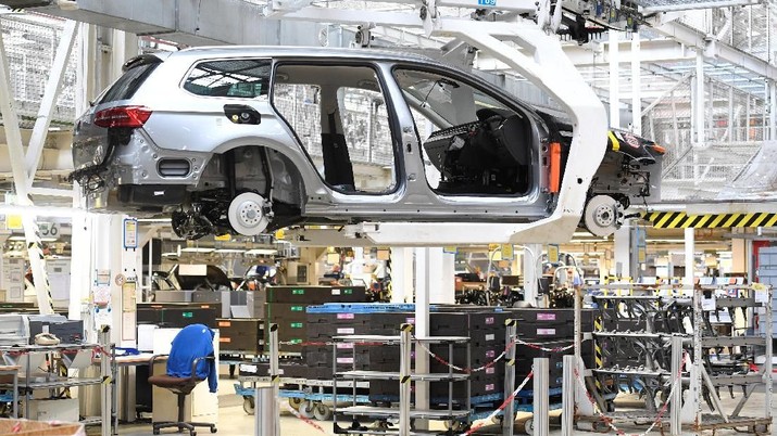 Akibat Corona, Produksi Mobil Dunia Anjlok