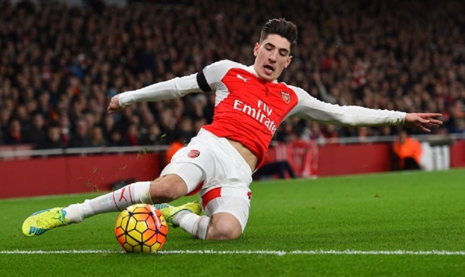 Paris Saint-Germain Menginginkan Hector Bellerin