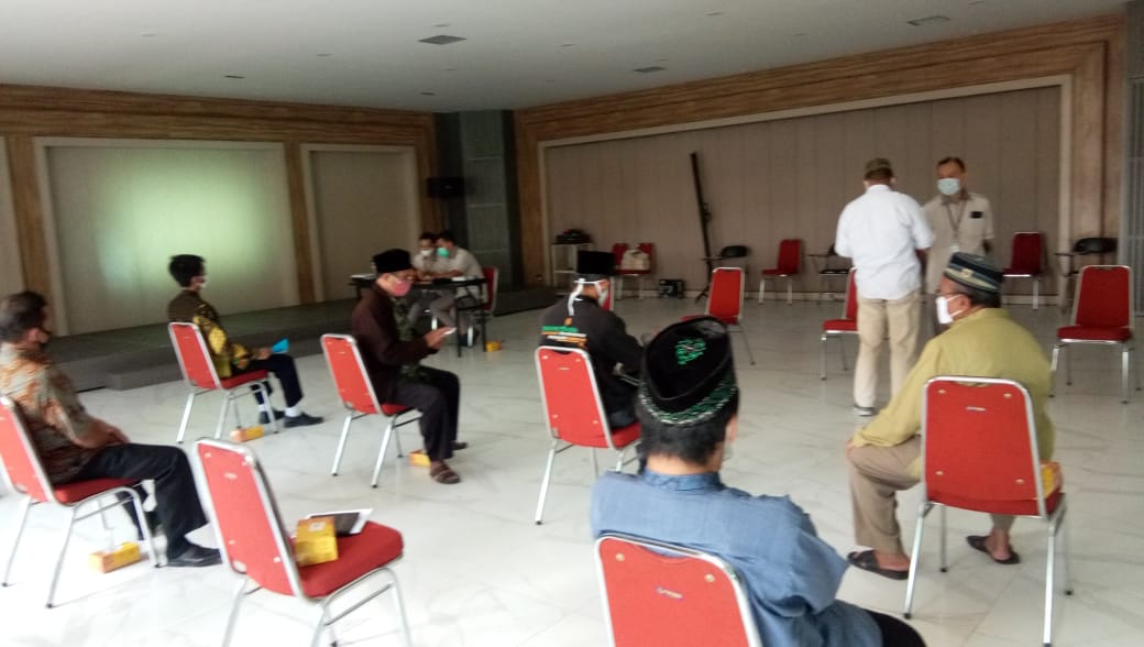 Tuntut Jadi Karyawan Tetap, Warga Desa Sukomulyo Manyar Luruk PT KAS