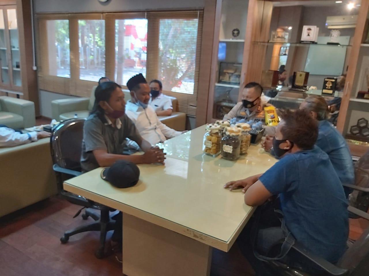 Temui Kapolres Gresik, Gus Yani Bahas Solusi Terbaik untuk Pekerja Seni dan Hobi Kicau Burung