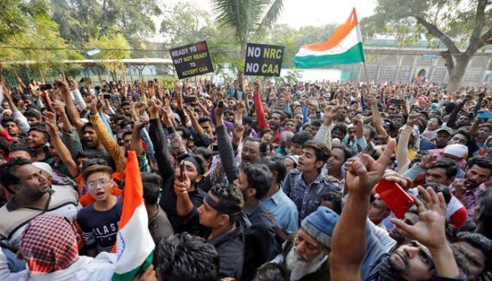 Tidak Digaji Selama 4 Bulan, Buruh iPhone di India Mengamuk