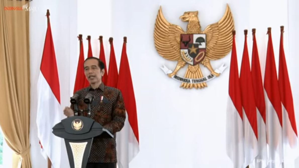 Jokowi Sebut Aturan Turunan UU Cipta Kerja Segera Terbit Usaha Besar