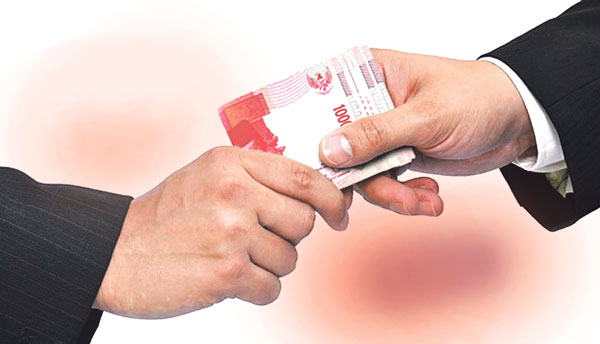 IPK Indonesia Turun, TII: Dipicu Suap Pebisnis kepada Pejabat Publik