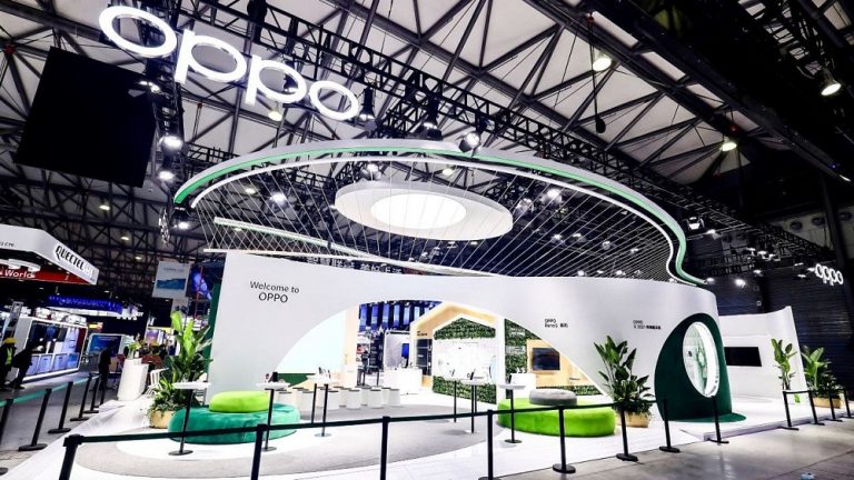 Oppo Pamerkan Teknologi Pengisian Nirkabel di MWC Sanghai