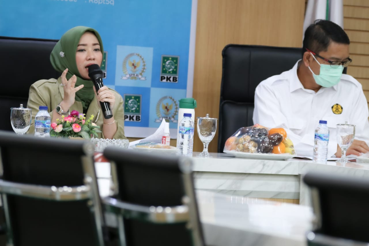 Utamakan Pemenuhan Energi Dalam Negeri, Fraksi PKB Dukung Penghentian Ekspor Batu Bara Ekspor Batu Bara