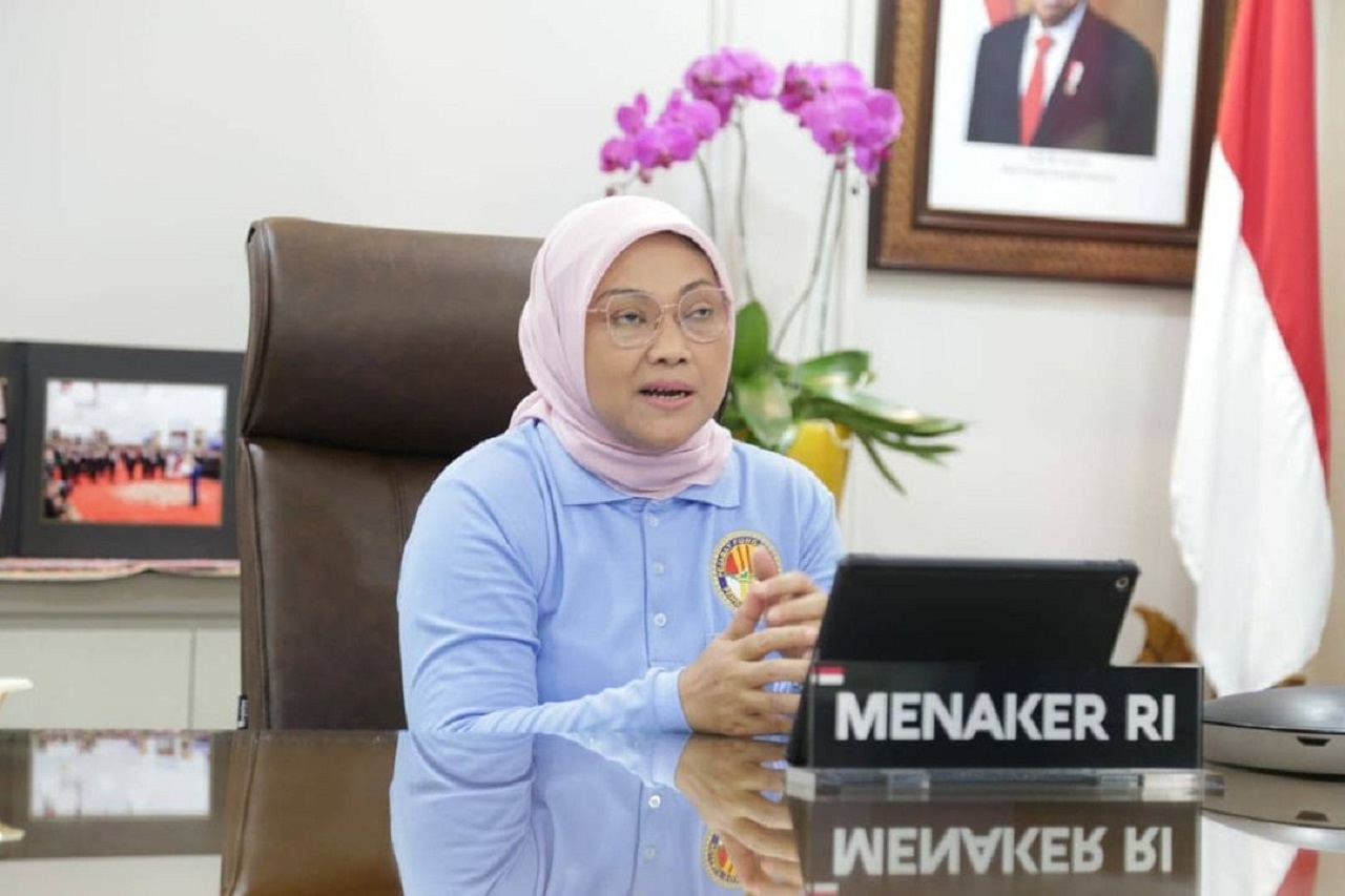 Menaker Ida Fauziyah Pastikan Pembuatan Kartu Kuning Gratis