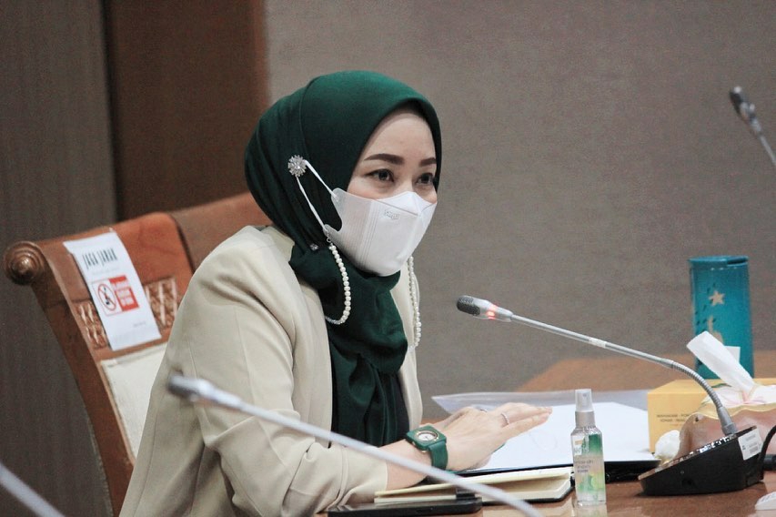 Ujung Tombak Pengendalian COVID-19, Ratna Juwita: Dana Desa 2022 Seharusnya Dinaikkan!