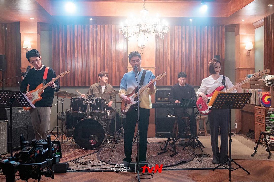 Episode 12 Hospital Playlist 2 Bakal Tayang 2 Jam Lebih?