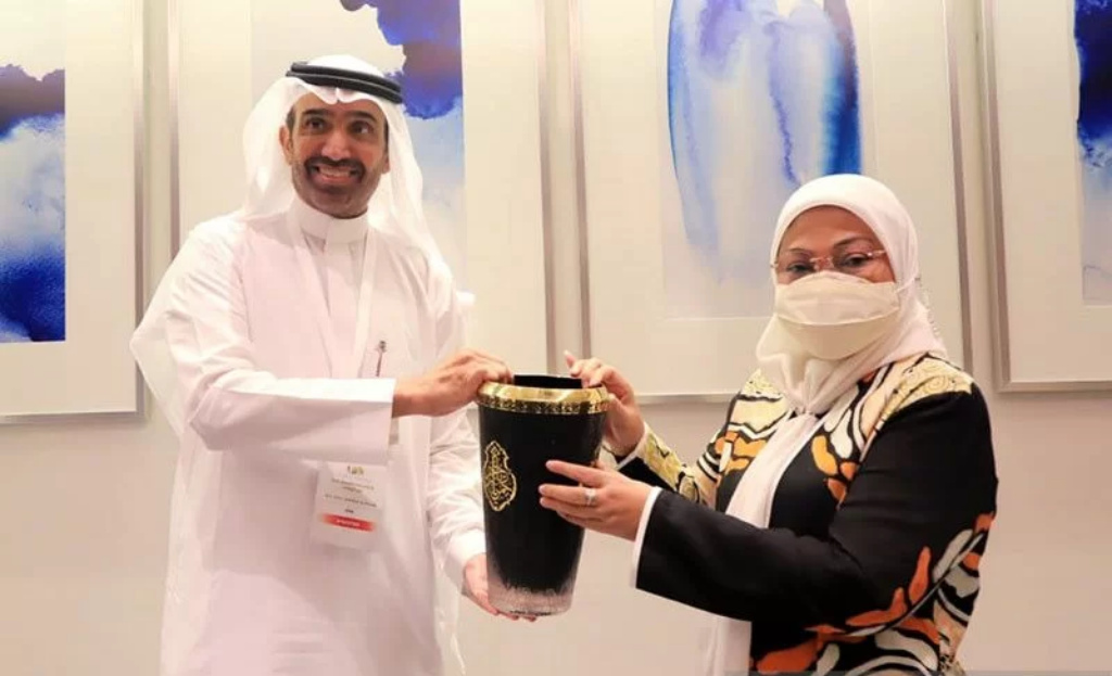 Lakukan Pertemuan Bilateral dengan Arab Saudi, Menaker Ida Fauziyah Sambut Tawaran Penempatan Tenaga Kerja Formal