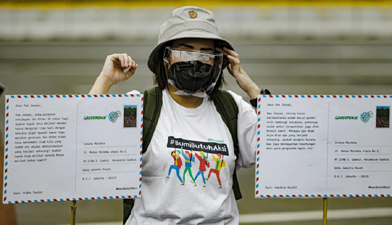 1000 Kartu Pos Pesan Iklim untuk Presiden Jokowi 1000 Kartu Pos