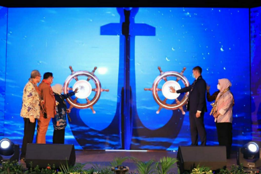 Menaker Ida Fauziyah