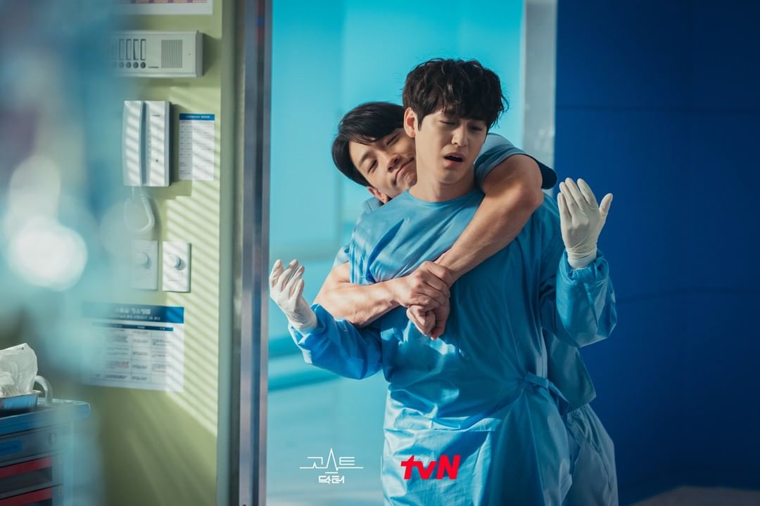 Sinopsis 'Ghost Doctor', Drama Medis Bernuansa Supranatural Tayang 2022 Sinopsis 'Ghost Doctor', Drama Medis Bernuansa Supranatural Tayang 2022