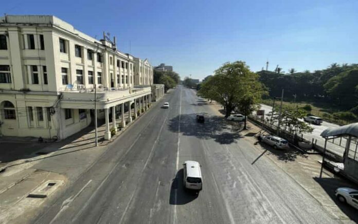 Protes Terus Bergulir, Warga Myanmar Gelar ‘Aksi Diam’ di Seluruh Wilayah