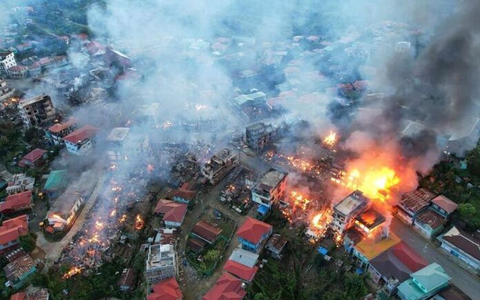 8 Bulan Setelah Kudeta, Serangan Militer Terus Terjadi di Myanmar