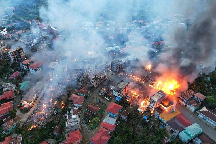 8 Bulan Setelah Kudeta, Serangan Militer Terus Terjadi di Myanmar
