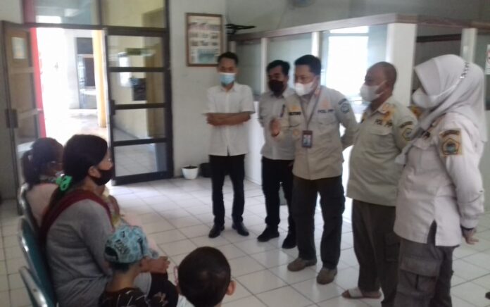 Dua Pengemis Bawa Anak Diamankan Satpol PP Gresik, Ngaku Ada Oknum jadi 'Beking'