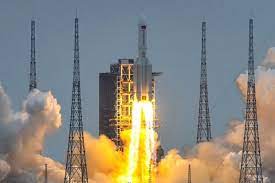 China Kembangkan Kendaraan Peluncur Luar Angkasa Berat Baru