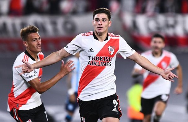 Man City Berencana Datangkan Striker River Plate