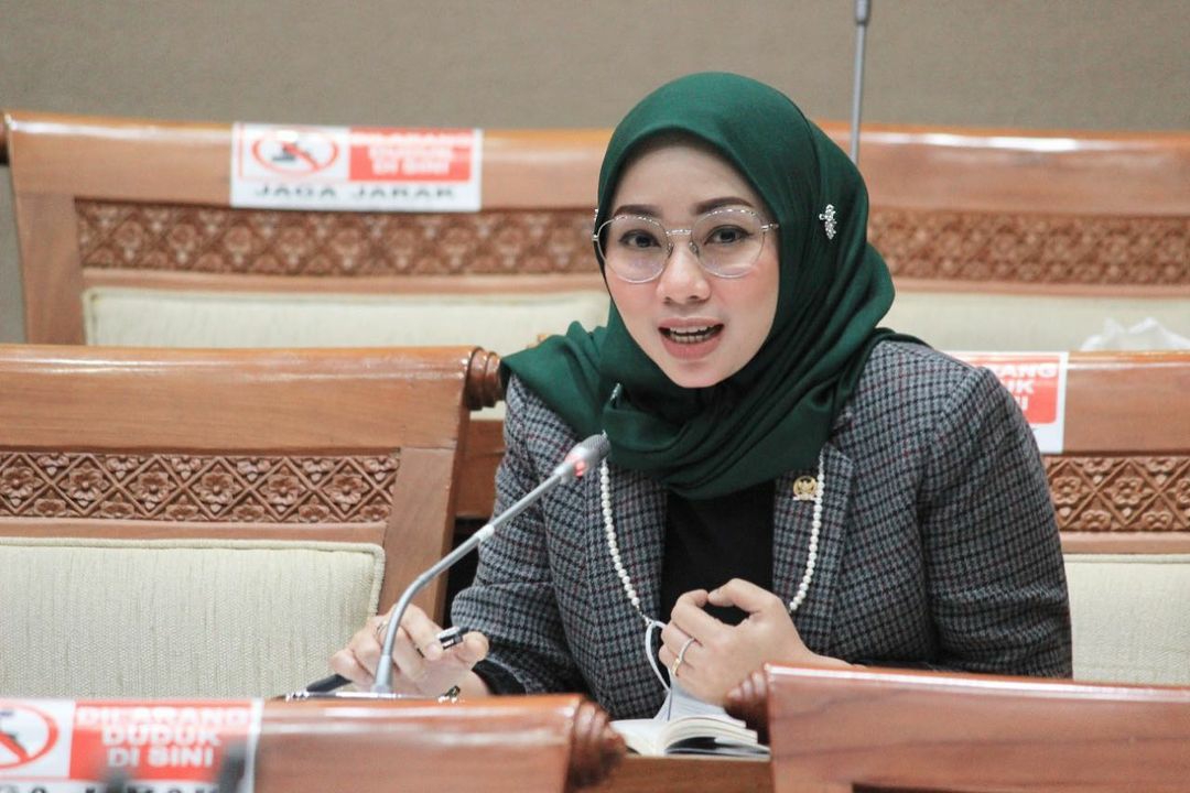 Masukan Ratna Juwita Didengar, Pemerintah Persiapkan Pembangunan Tol Demak – Tuban 171,9 Km Anggota Badan Anggaran Dewan Perwakilan Rakyat Republik Indonesia (Banggar DPR RI) Ratna Juwita. (Foto: Instagram @iya_juwita)