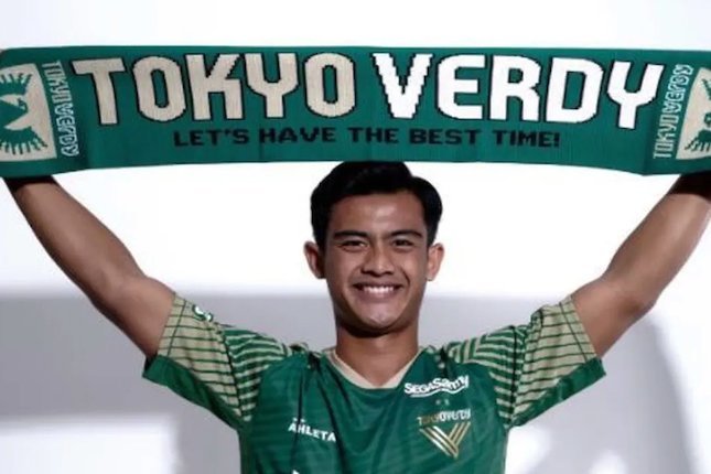 Dengan pemain Indonesia bergabung di klub negara lain, maka nama PSSI akan semakin terbranding (foto: Pratama Arhan via Instagram @tokyo_verdy)