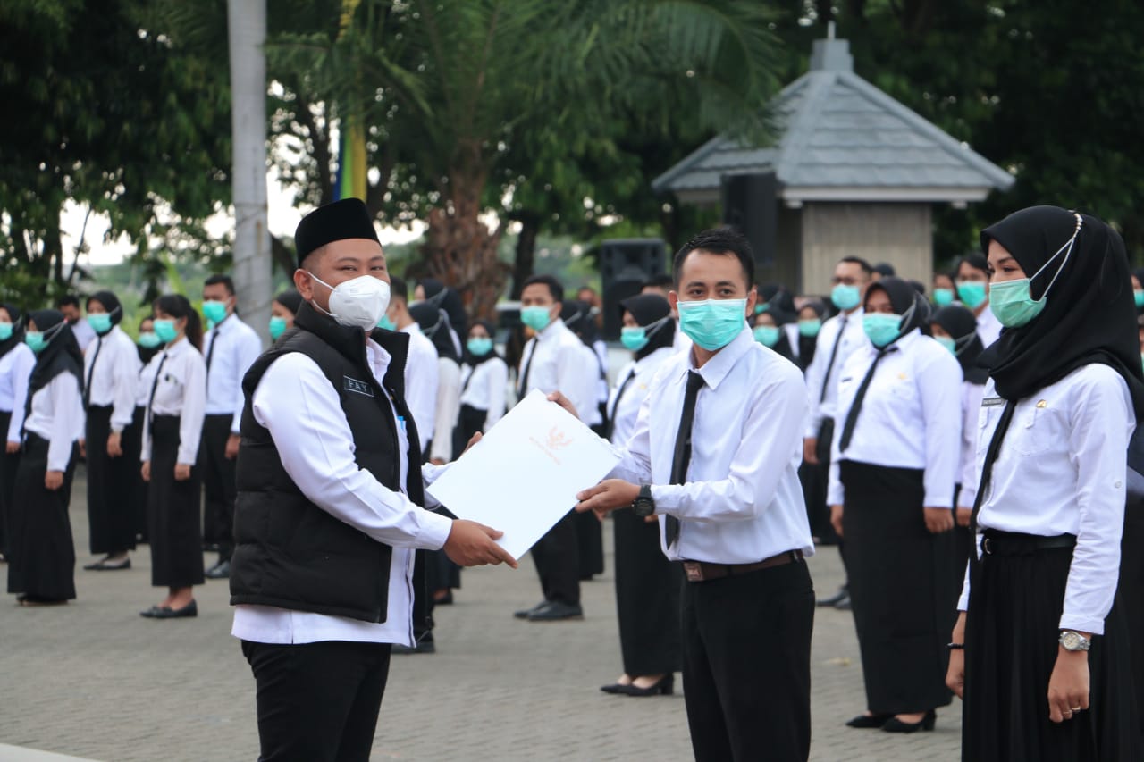 Kado Lebaran, 1.284 CPNS dan PPPK Gresik Terima SK Pengangkatan