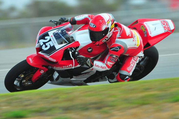 Rheza Danica (AP Photo)