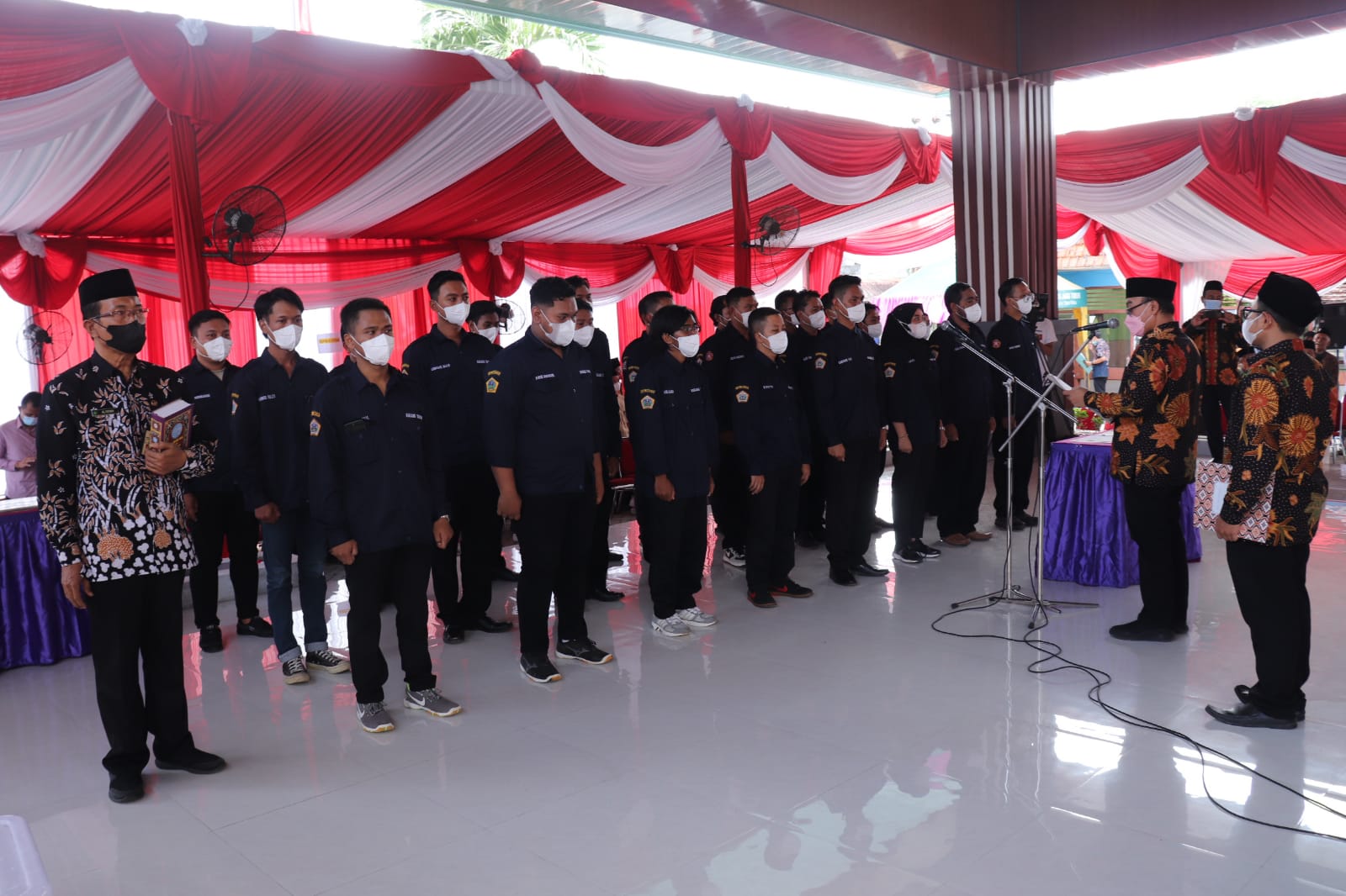 Dilantik Bareng Peresmian Pendopo Kecamatan, Kartar Dukun Gresik Diminta Berinovasi