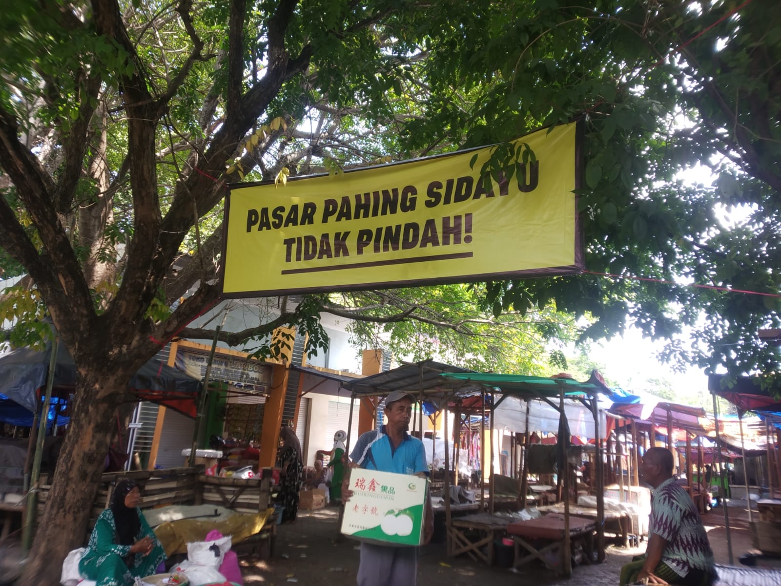 Renovasi Pasar Sidayu Gresik Belum Jelas, Pedagang Malah Dipaksa Teken Surat Persetujuan Pindah