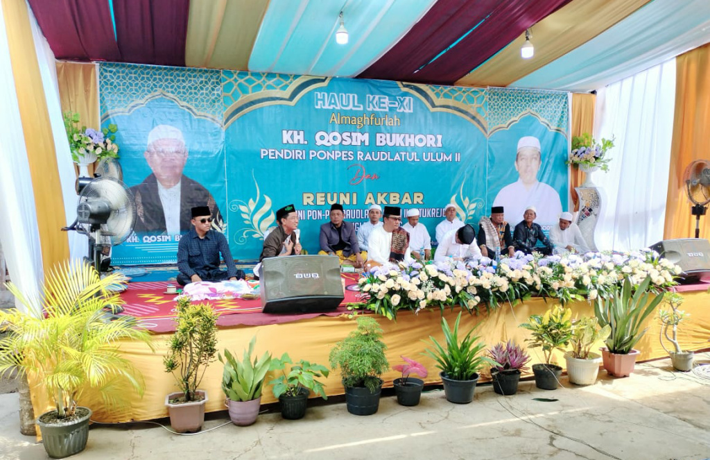 Alumni PPRU Dua Malang Gelar Haul KH Qosim Bukhori di Mempawah Kalbar