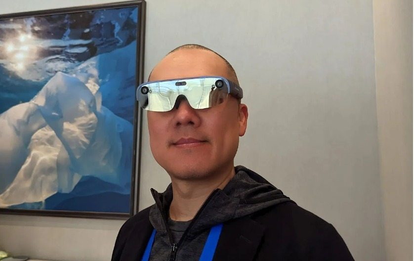 Begini Rasanya Pakai Qualcomm Wireless AR Smart Viewer