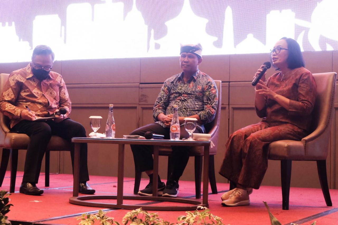 Dirut Petrokimia Gresik Sandang Penghargaan Industri Marketing Champion 2022