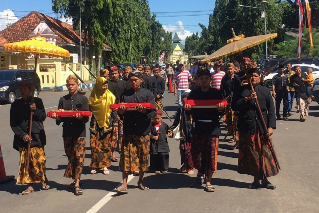 Penjamasan Pusaka Keraton Sumenep, Upaya Jaga Tradisi dan Budaya