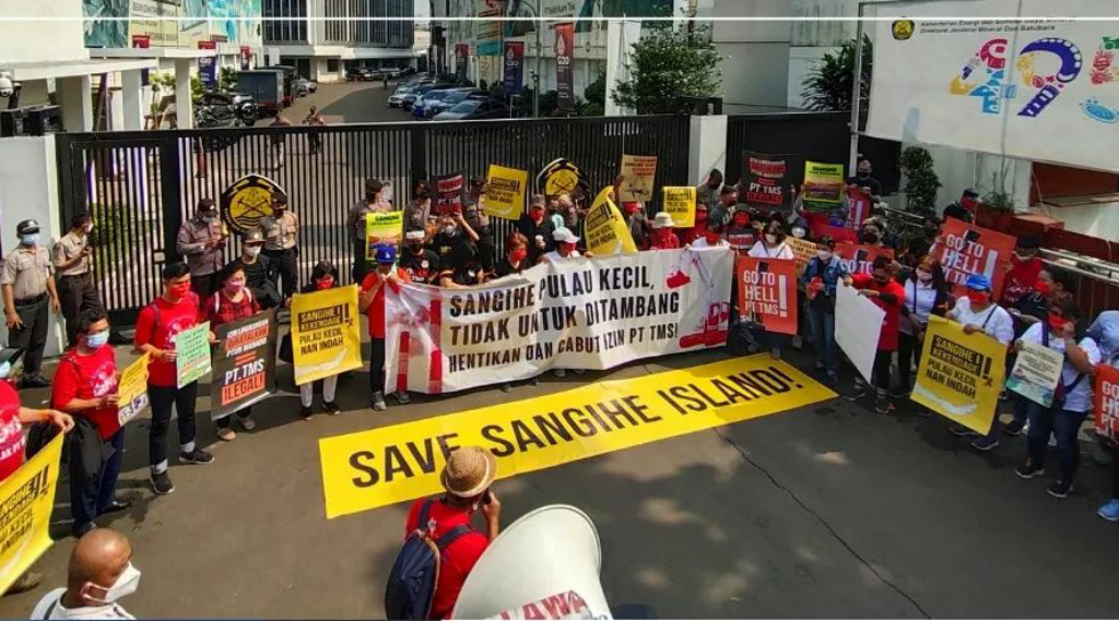 Warga Sangihe Penolak Tambang Menang, Gugatan Dikabulkan Seluruhnya Warga Sangihe Penolak Tambang Menang, Gugatan Dikabulkan Seluruhnya