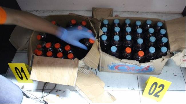 Temuan Botol Miras di Stadion Kanjuruhan Jadi Sorotan