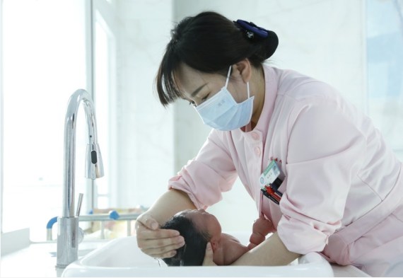 Dorong Masyarakat Miliki Banyak Anak, China Bagikan Subsidi Tunai