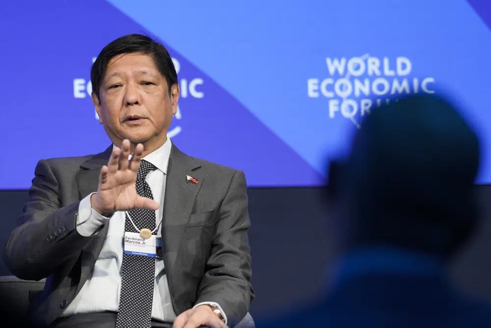 Filipina dan China Akan Bahas Hak Penangkapan Ikan di Laut Cina Selatan Presiden Filipina Ferdinand Marcos Jr. menghadiri perbincangan di World Economic Forum di Davos, Swiss Rabu, 18 Januari 2023. Foto: AP Photo/Markus Schreiber.