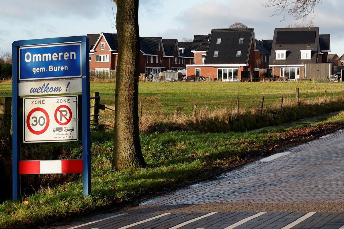 Peta Nazi Kuno Memicu Perburuan Harta Karun di Belanda