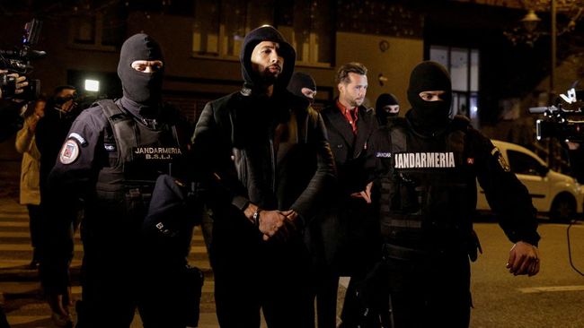 Mantan Atlet MMA Ini Dipenjara Karena Konten Pornografi