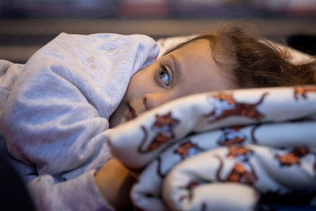 Coba Pahami Kondisi, Anak-anak di Turki Bermain 'Gempa Bumi' dengan Balok Bangunan