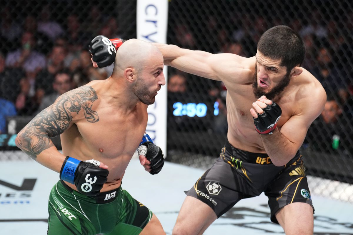 Islam Makhachev Hebat, Tapi Volkanovski Brilian