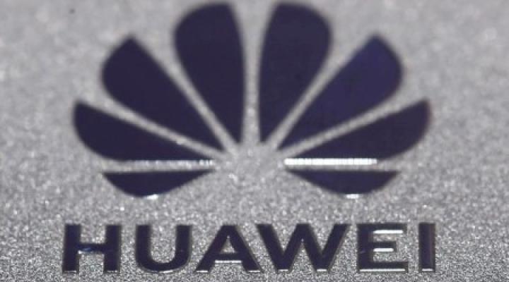 Huawei Mengklaim Telah Mengganti Ribuan Suku Cadang yang Dilarang AS Dalam Produknya Huawei Mengklaim Telah Mengganti Ribuan Suku Cadang yang Dilarang AS Dalam Produknya