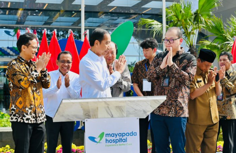 Jutaan WNI Suka Berobat ke Luar Negeri, Presiden Jokowi: Rp165 Triliun Devisa Hilang! Jutaan WNI Suka Berobat ke Luar Negeri, Presiden Jokowi: Rp165 Triliun Devisa Hilang!