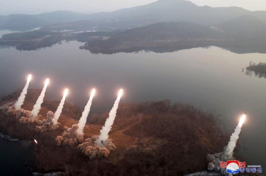 Memanas, Korea Utara Beri Peringatan AS Tentang Pembalasan Nuklir Peluncuran rudal Korea Utara pada Kamis, 9 Maret 2023. Foto: KCNA.