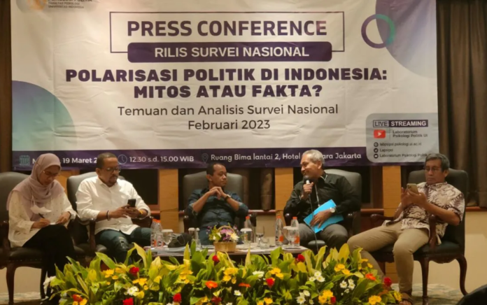 aboratorium Psikologi Politik Universitas Indonesia (UI) merilis hasil survei nasional bertajuk "Polarisasi politik di Indonesia : Mitos atau Fakta?" pada Minggu (19/3/2023).