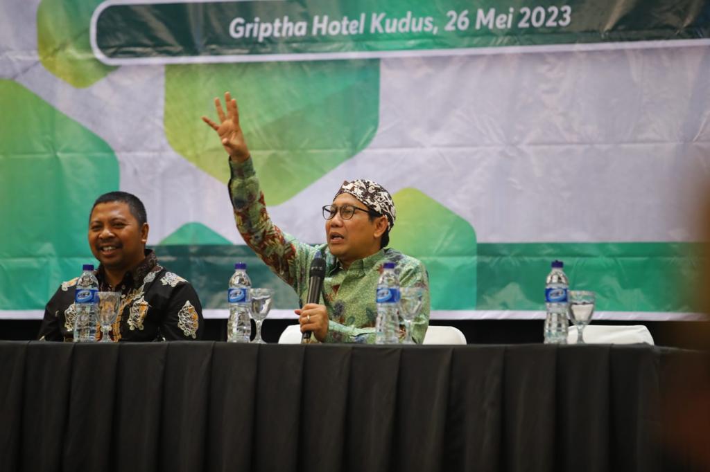 Mendes Halim Usulkan Kenaikan SBM Pendamping Desa Mendes Halim Usulkan Kenaikan SBM Pendamping Desa