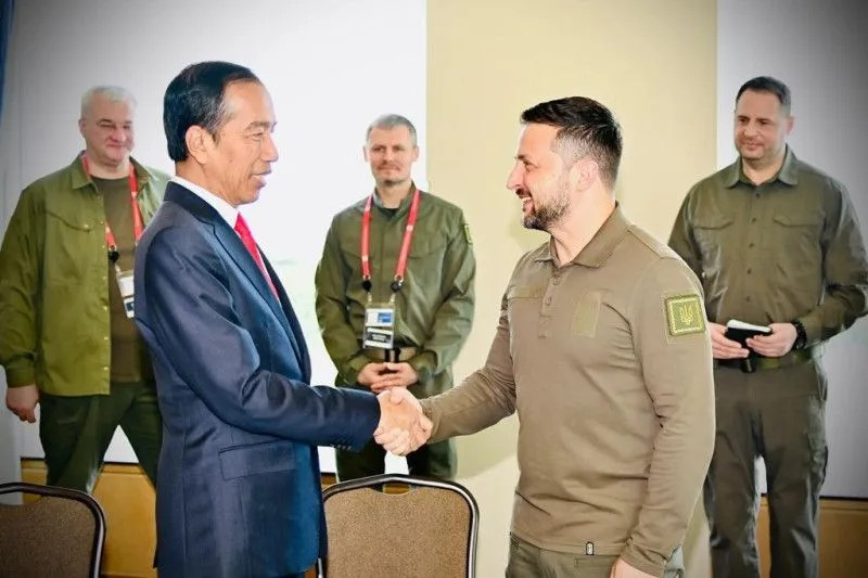 Indonesia Sampaikan Dukungan Upaya Perdamaian Ukraina Kepada Zelenskyy