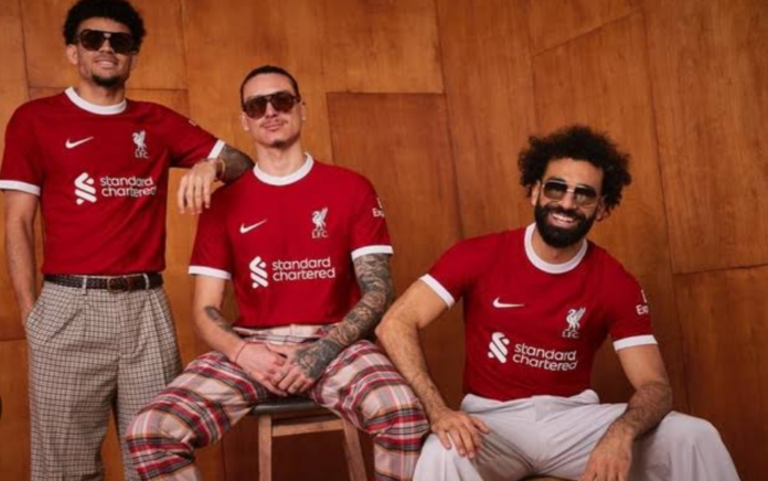 Jersey Baru Liverpool Bergaya 1970-an