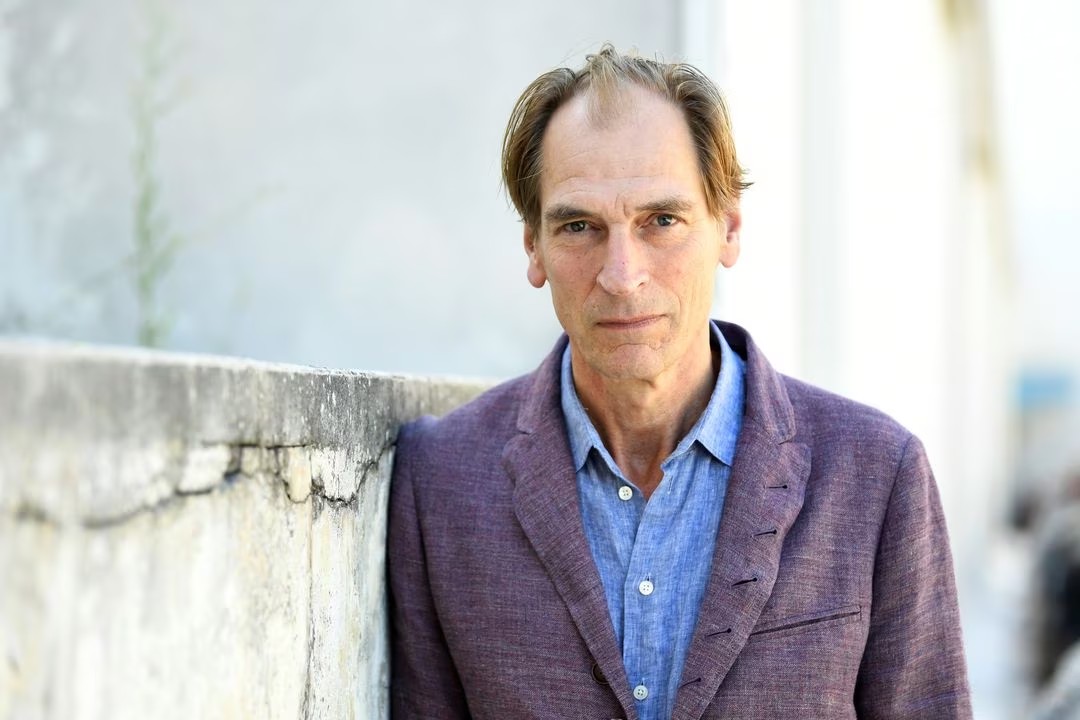 Temuan Sisa Jasad Manusia di Pegunungan California Tempat Aktor Julian Sands Hilang