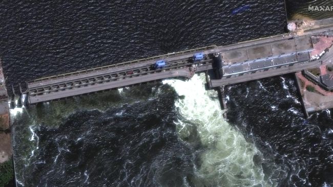 Direktur IAEA: Situasi di Kakhovka Serius, Tetapi Tidak Ada Alasan untuk Panik